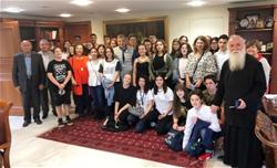 080518_sigxaritiria_patouli_theatriki_paid_2_lg